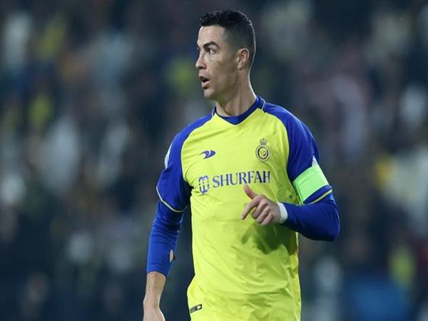 Ronaldo lôi kéo 'dải ngân hà' ở Saudi Pro League