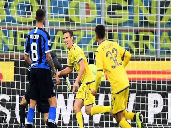 Soi kèo bóng đá giữa Inter Milan vs Verona, 18h30 ngày 6/1