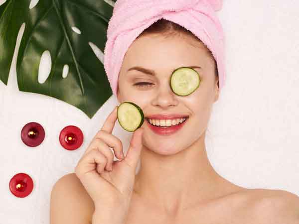 Cách trị thâm quầng mắt tự nhiên tại nhà bằng dưa leo